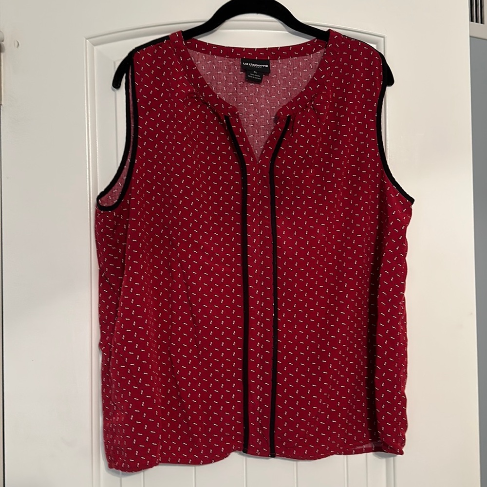 Liz Claiborne Women’s sleeveless blouse